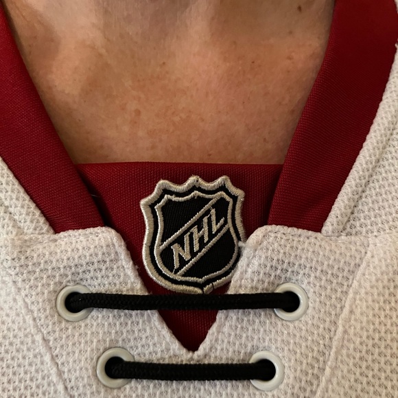 COPY - Reebok: Youth Hockey Sweater - Coyotes - NHL - Picture 2 of 5